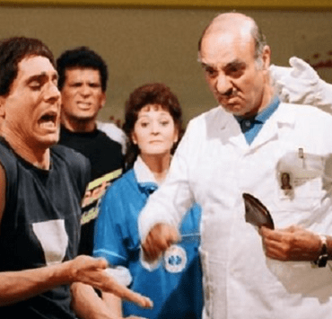 بروفسير ........................................................................