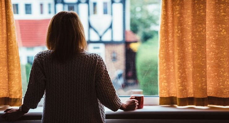 زمن والوحدة وما بينهما