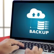 الدليل الكامل لعمل نسخة احتياطية من الكمبيوتر من خلال أحد أفضل البرامج المجانية