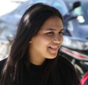 “بدءًا من السبت وإلى أن يشاء الله” كيف سقط وجوب سد الفُرَج عن المصلين في مساجد مصر ؟ فرح الشاذلي